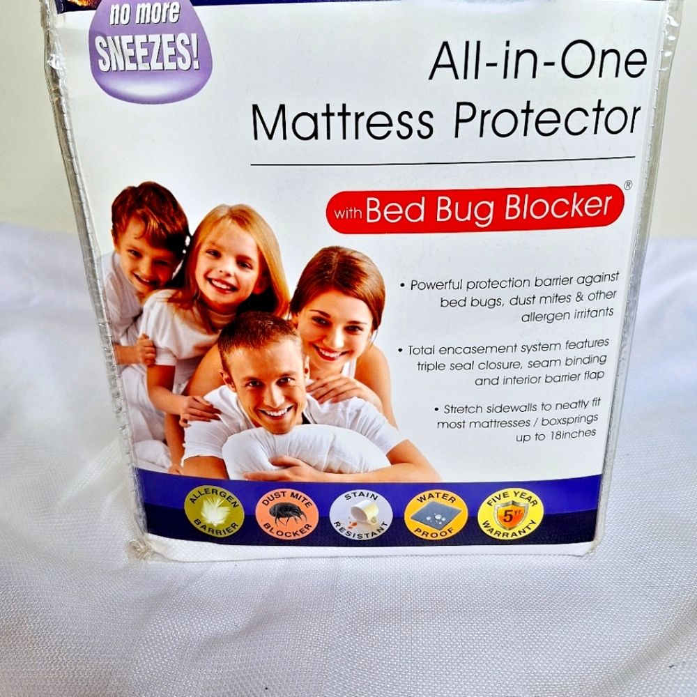 NWT All-in-one "Covering the King" King size mattress protector.